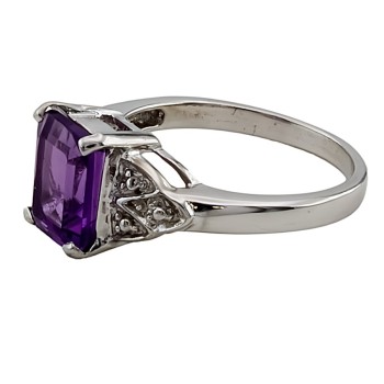 9ct White Gold Amethyst Ring size N